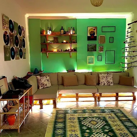 Danja Apartment *